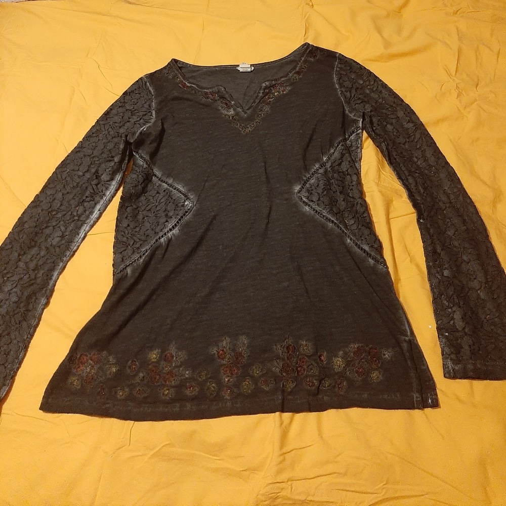 Black long sleeved lace shirt.